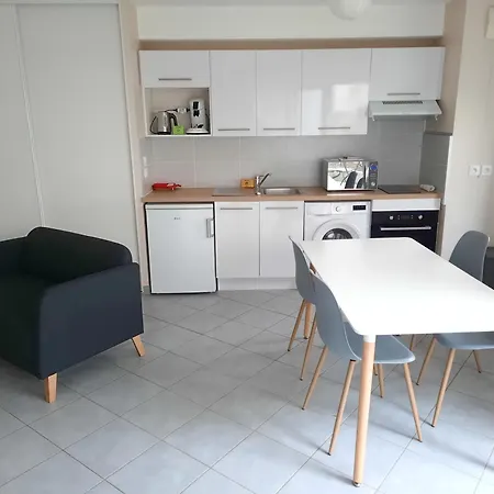 Le 18 - 2 Personnes, Avec Terrasse * Dijon