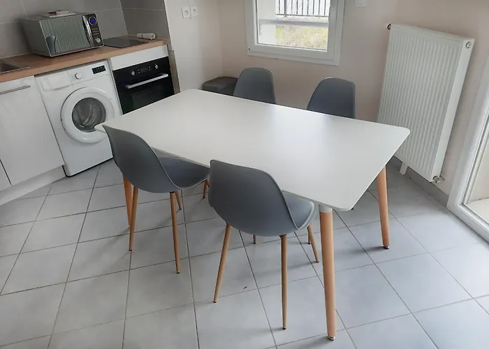 Le 18 - 2 Personnes, Avec Terrasse Dijon