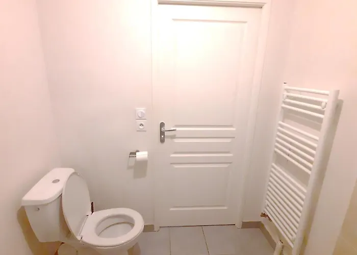 Le 18 - 2 Personnes, Avec Terrasse * Dijon